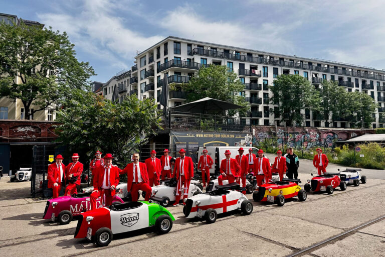Betriebsausflug & Team Event bis 50 Personen - Hotrod Tour Berlin