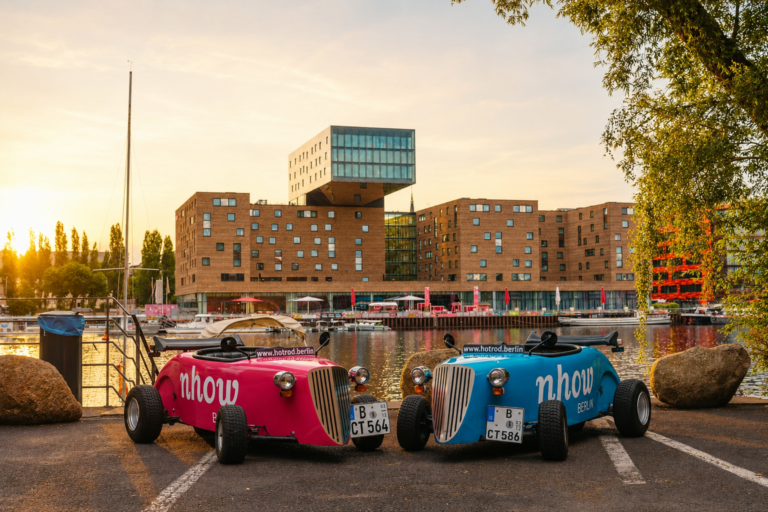 Hotrod Tour Berlin: After Work Drink & Drive Tour Sunset - Nhow Hotel