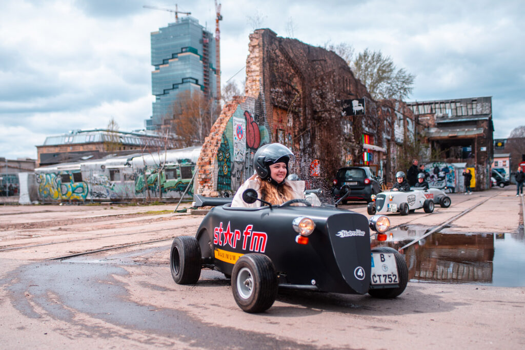 Hotrod Tour Berlin: Start am RAW Gelände
